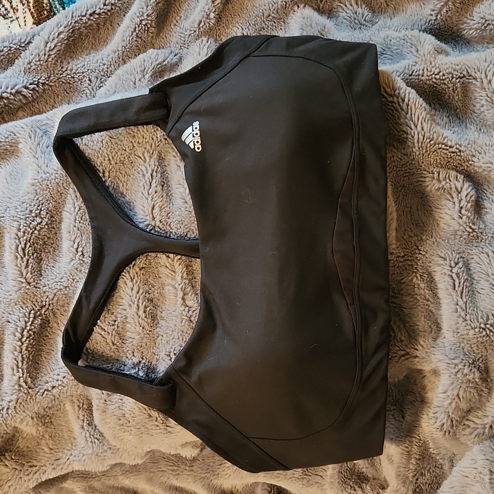 Adidas black sports bra adjustable straps. And shorts.
